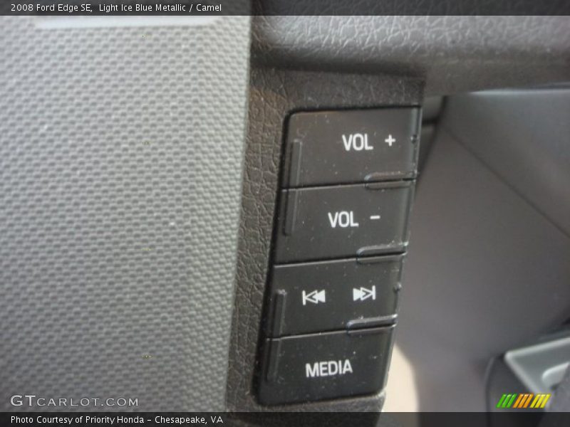 Controls of 2008 Edge SE