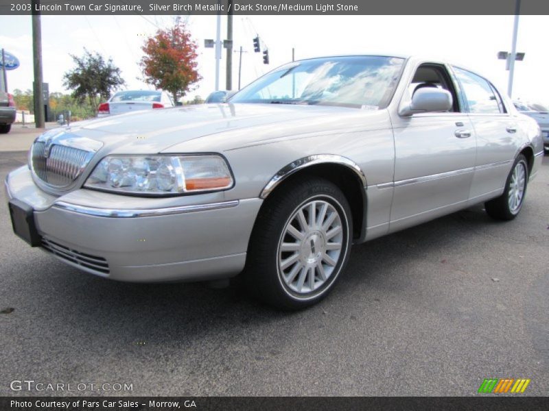 Silver Birch Metallic / Dark Stone/Medium Light Stone 2003 Lincoln Town Car Signature