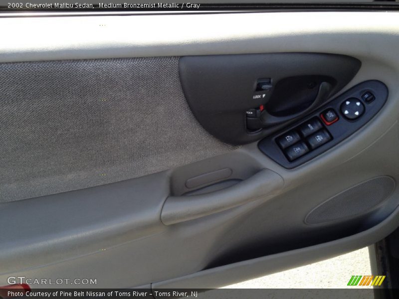 Medium Bronzemist Metallic / Gray 2002 Chevrolet Malibu Sedan