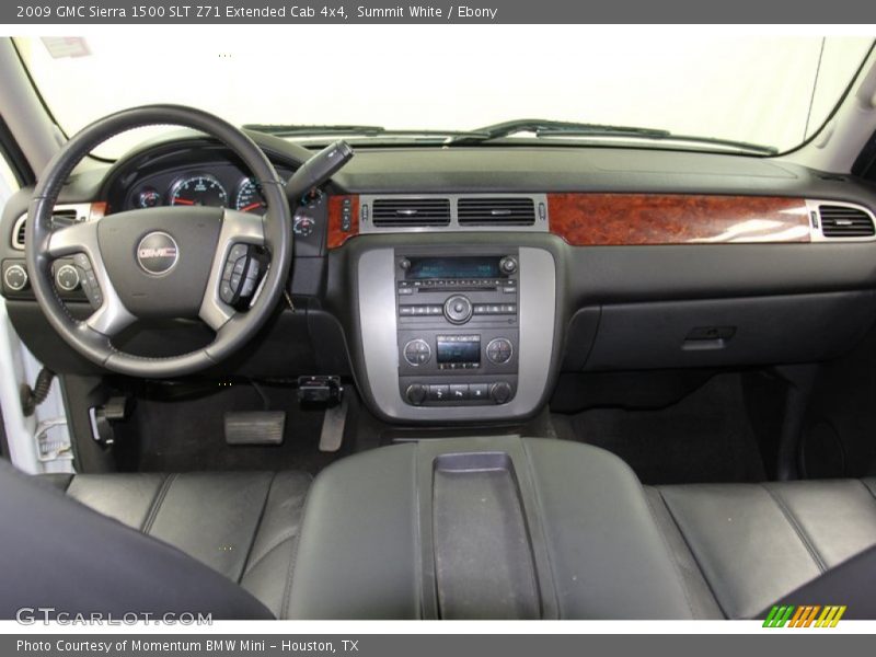 Dashboard of 2009 Sierra 1500 SLT Z71 Extended Cab 4x4