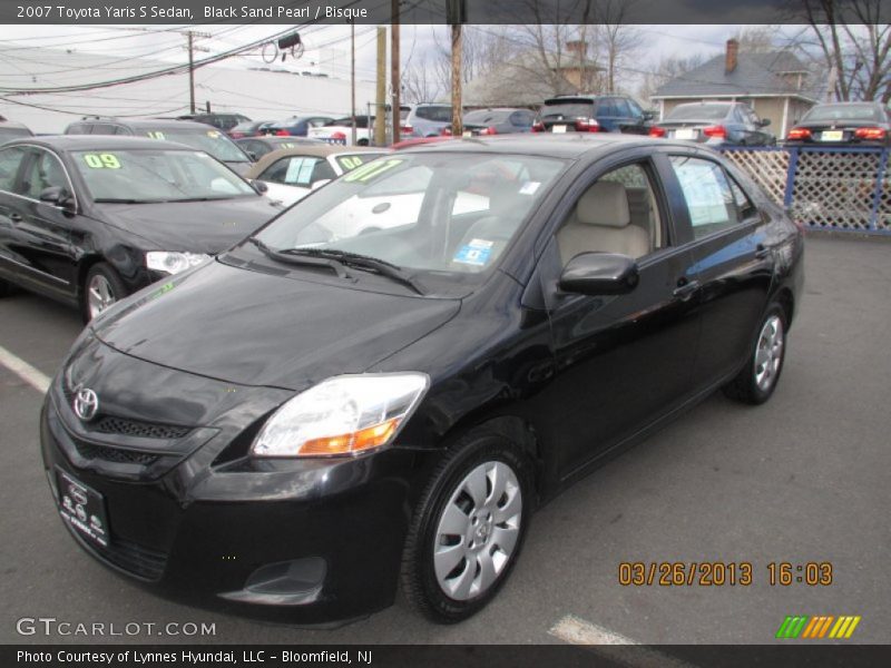 Black Sand Pearl / Bisque 2007 Toyota Yaris S Sedan