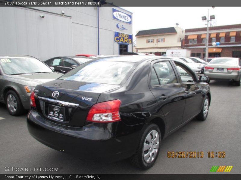 Black Sand Pearl / Bisque 2007 Toyota Yaris S Sedan