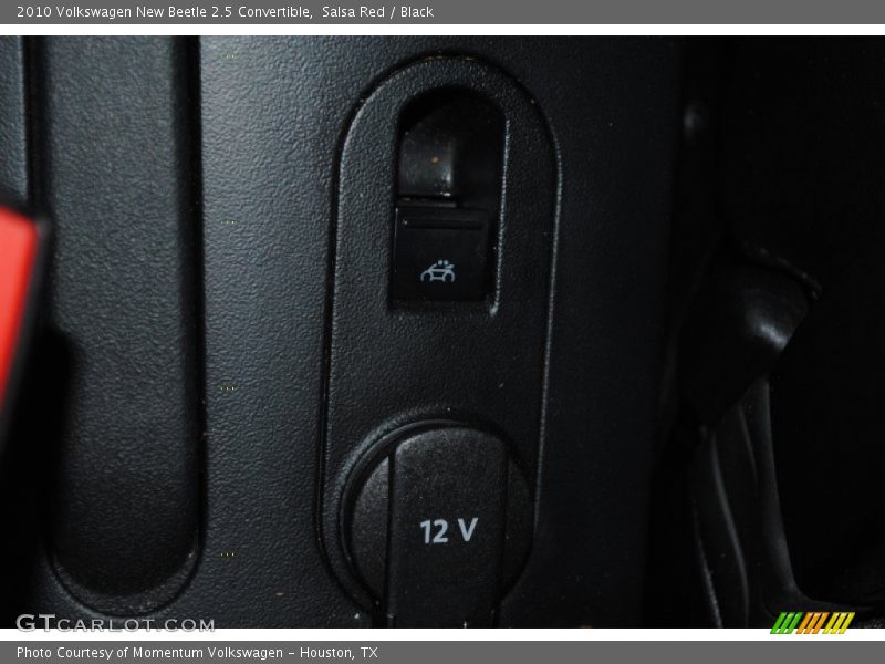 Salsa Red / Black 2010 Volkswagen New Beetle 2.5 Convertible