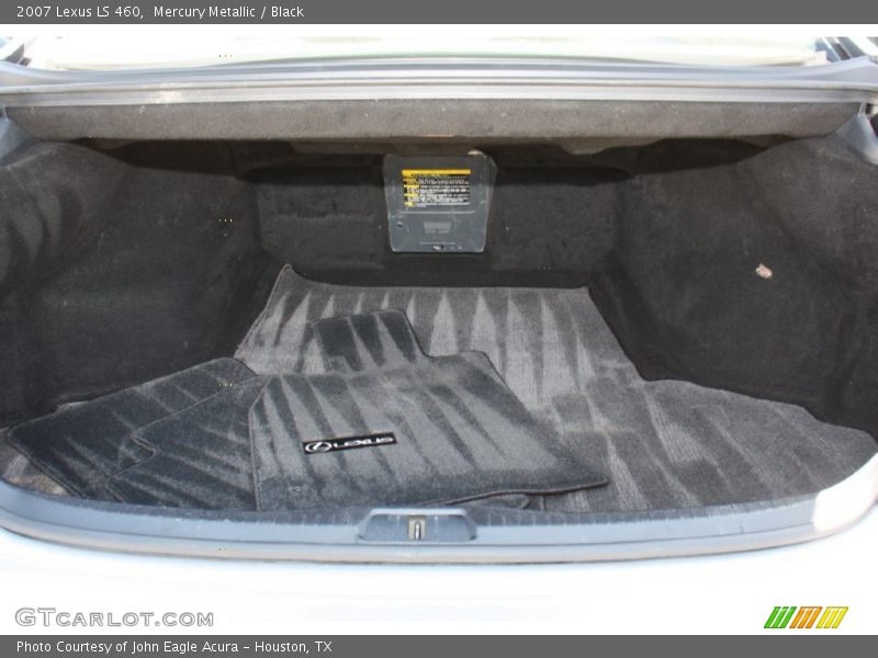  2007 LS 460 Trunk