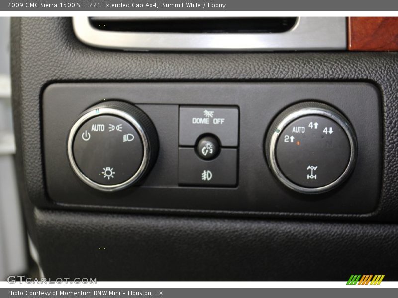 Controls of 2009 Sierra 1500 SLT Z71 Extended Cab 4x4