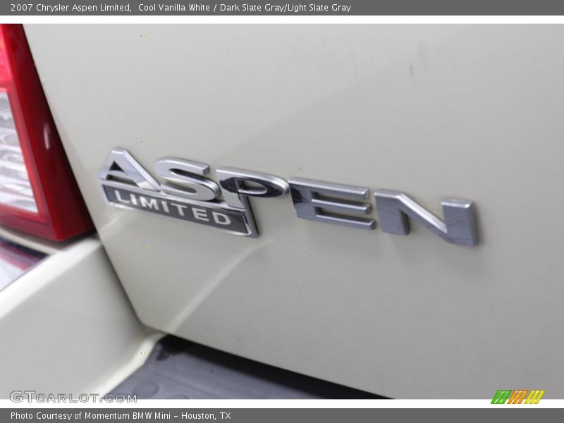 Cool Vanilla White / Dark Slate Gray/Light Slate Gray 2007 Chrysler Aspen Limited