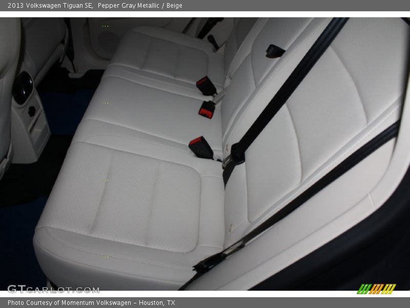 Pepper Gray Metallic / Beige 2013 Volkswagen Tiguan SE