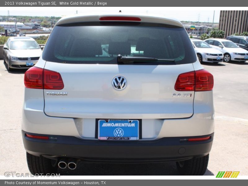 White Gold Metallic / Beige 2013 Volkswagen Tiguan SE