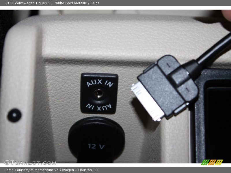 White Gold Metallic / Beige 2013 Volkswagen Tiguan SE