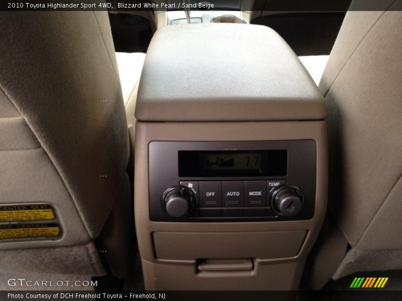 Blizzard White Pearl / Sand Beige 2010 Toyota Highlander Sport 4WD