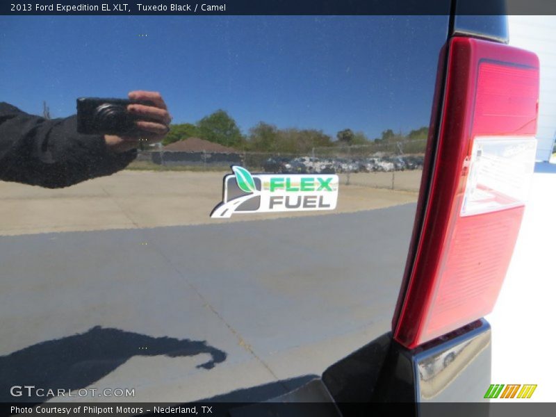 Tuxedo Black / Camel 2013 Ford Expedition EL XLT