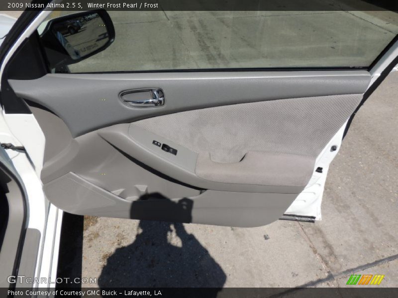 Winter Frost Pearl / Frost 2009 Nissan Altima 2.5 S