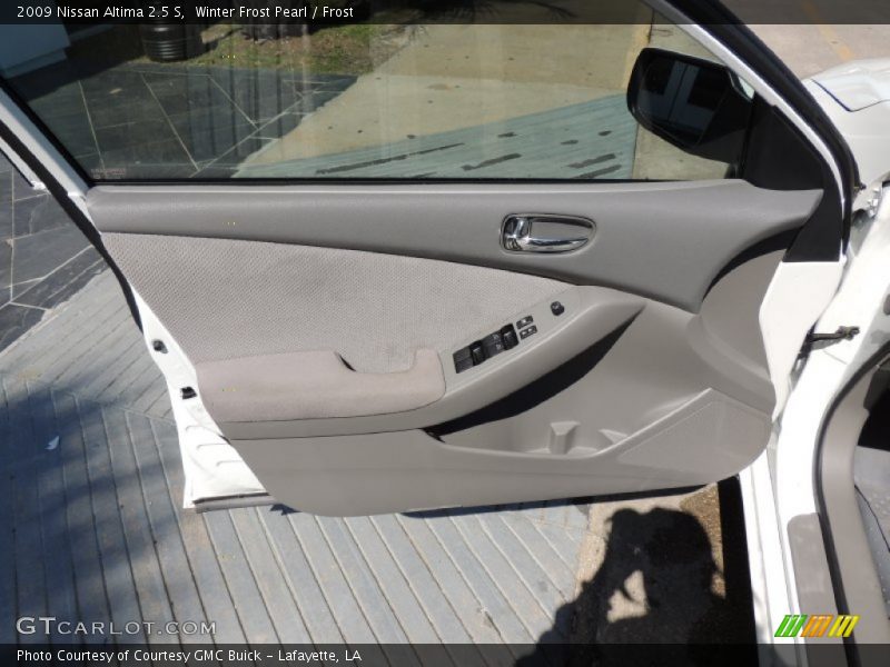 Winter Frost Pearl / Frost 2009 Nissan Altima 2.5 S