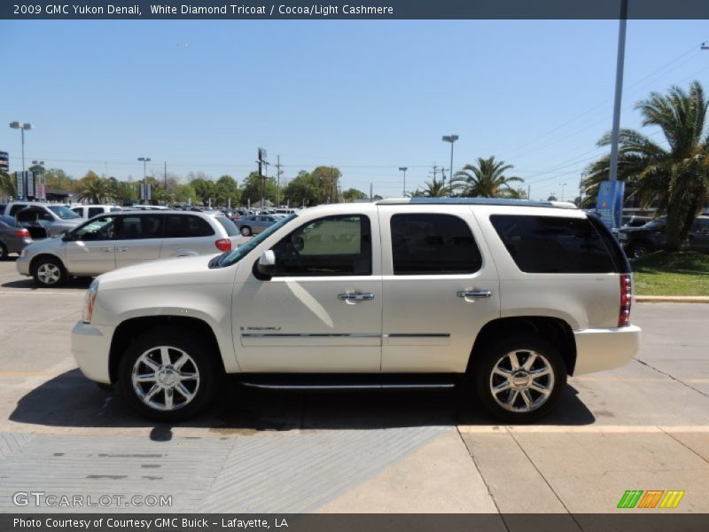 White Diamond Tricoat / Cocoa/Light Cashmere 2009 GMC Yukon Denali