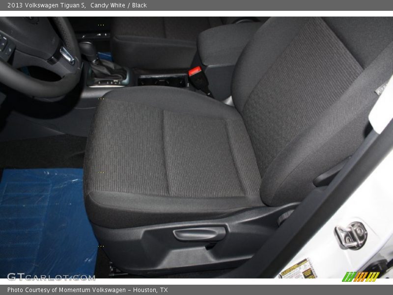 Candy White / Black 2013 Volkswagen Tiguan S