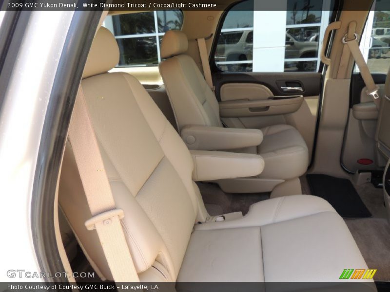 White Diamond Tricoat / Cocoa/Light Cashmere 2009 GMC Yukon Denali