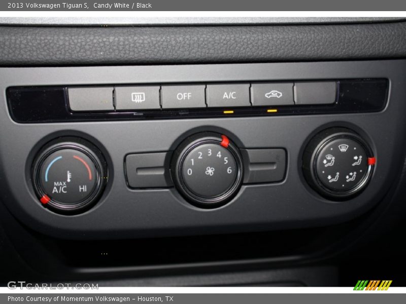 Candy White / Black 2013 Volkswagen Tiguan S