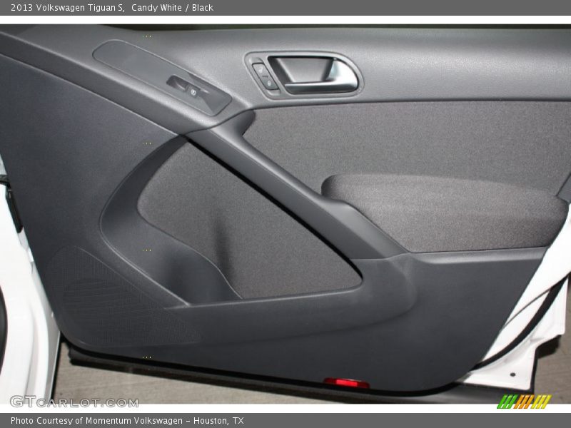 Candy White / Black 2013 Volkswagen Tiguan S