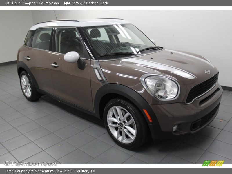 Front 3/4 View of 2011 Cooper S Countryman
