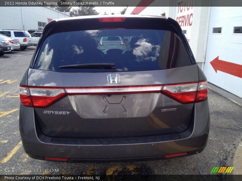Smoky Topaz Metallic / Truffle 2011 Honda Odyssey Touring