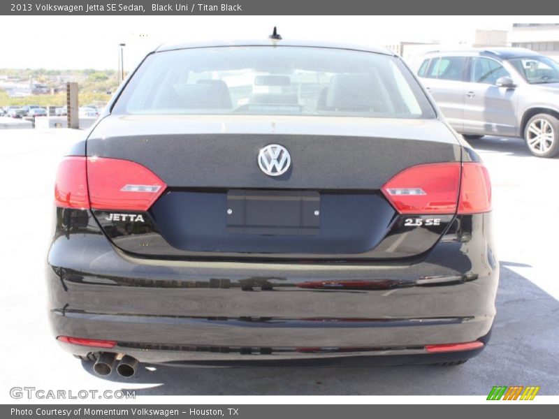 Black Uni / Titan Black 2013 Volkswagen Jetta SE Sedan