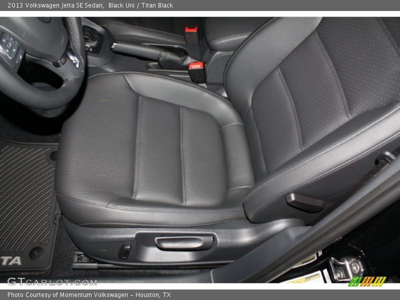 Black Uni / Titan Black 2013 Volkswagen Jetta SE Sedan