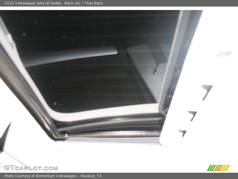 Black Uni / Titan Black 2013 Volkswagen Jetta SE Sedan