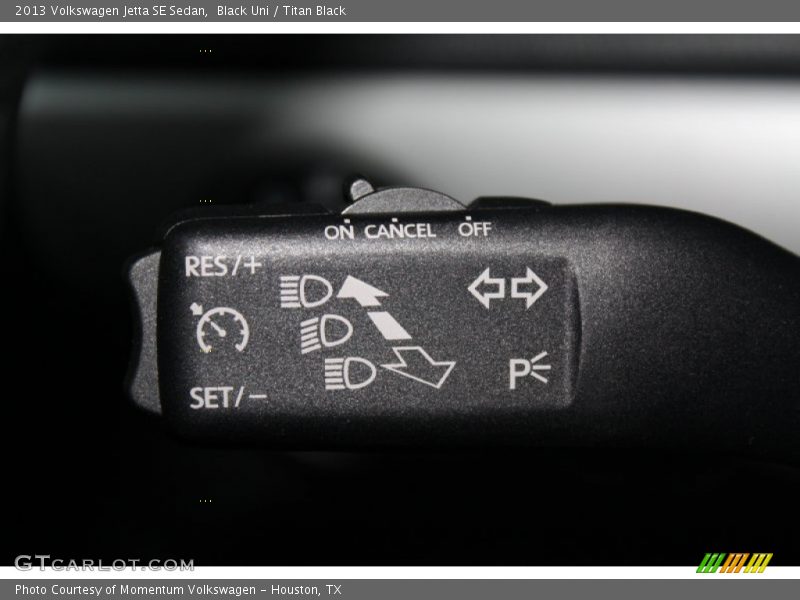 Black Uni / Titan Black 2013 Volkswagen Jetta SE Sedan