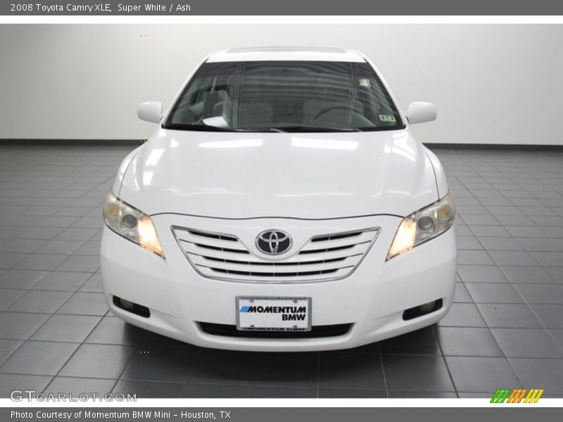 Super White / Ash 2008 Toyota Camry XLE