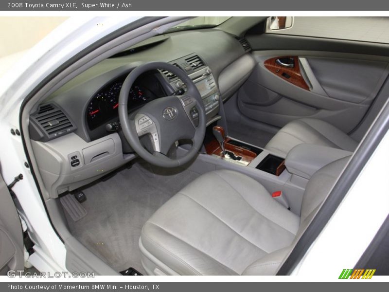 Super White / Ash 2008 Toyota Camry XLE