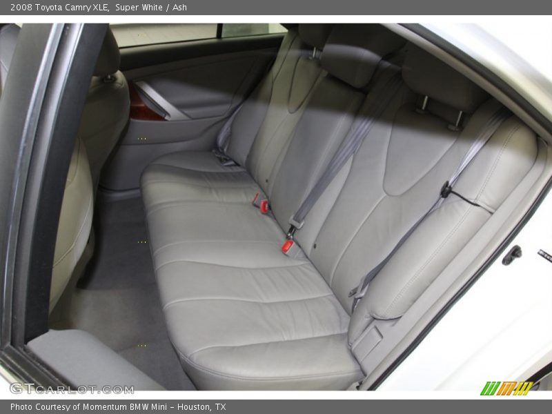 Super White / Ash 2008 Toyota Camry XLE