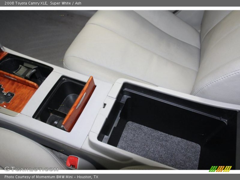 Super White / Ash 2008 Toyota Camry XLE