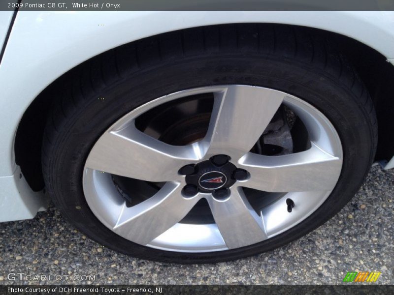 White Hot / Onyx 2009 Pontiac G8 GT