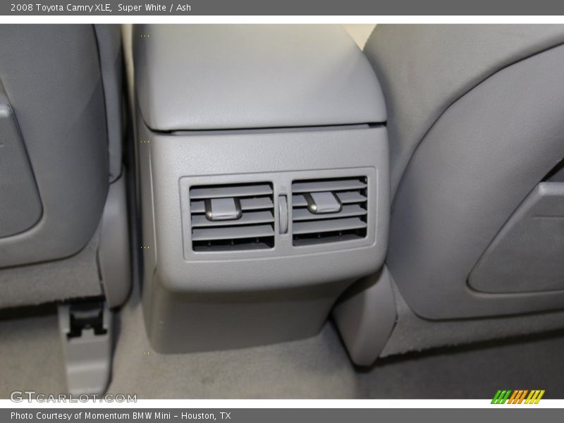 Super White / Ash 2008 Toyota Camry XLE