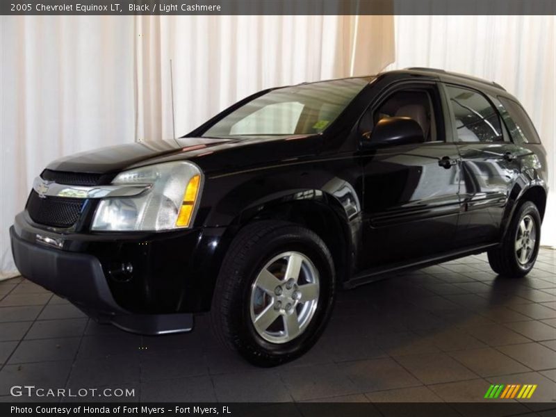 Black / Light Cashmere 2005 Chevrolet Equinox LT