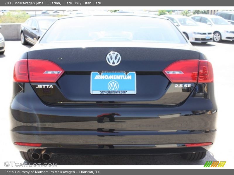 Black Uni / Titan Black 2013 Volkswagen Jetta SE Sedan