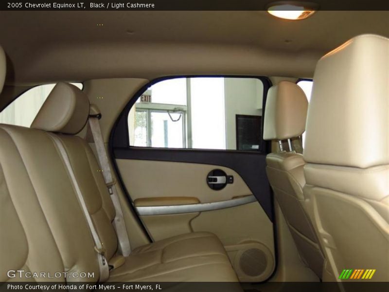 Black / Light Cashmere 2005 Chevrolet Equinox LT