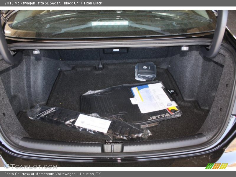 Black Uni / Titan Black 2013 Volkswagen Jetta SE Sedan