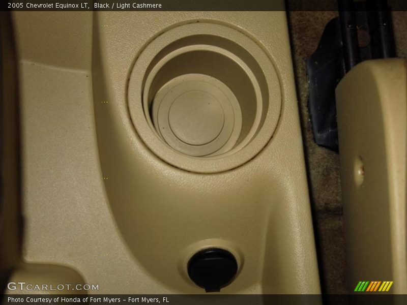 Black / Light Cashmere 2005 Chevrolet Equinox LT