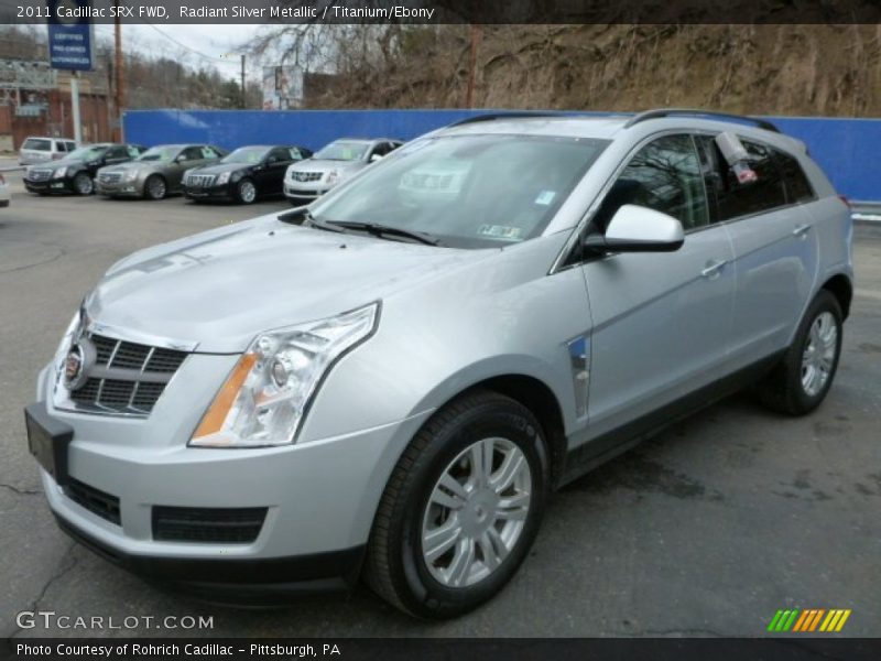 Front 3/4 View of 2011 SRX FWD