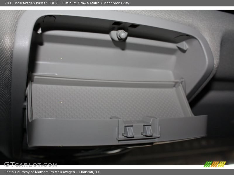 Platinum Gray Metallic / Moonrock Gray 2013 Volkswagen Passat TDI SE