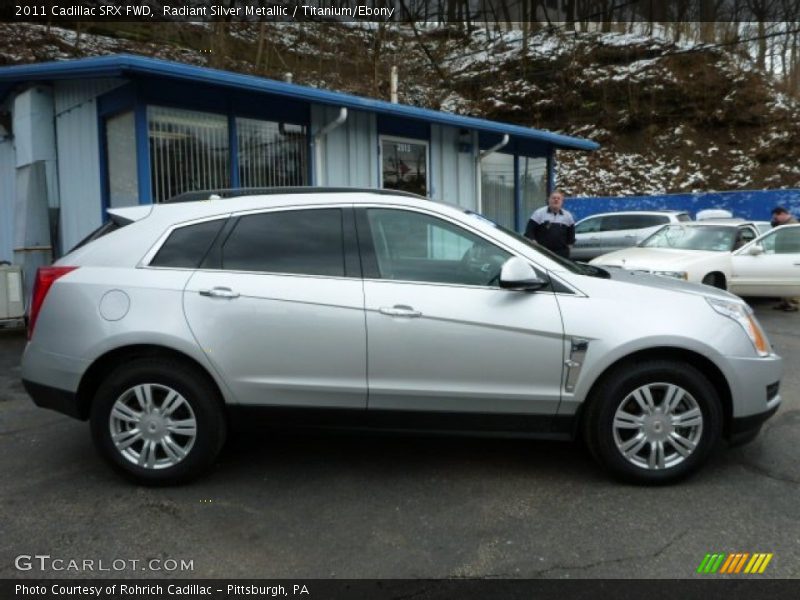 Radiant Silver Metallic / Titanium/Ebony 2011 Cadillac SRX FWD