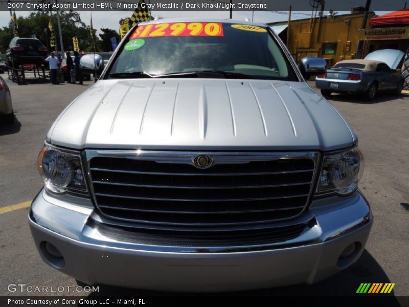 Mineral Gray Metallic / Dark Khaki/Light Graystone 2007 Chrysler Aspen Limited HEMI