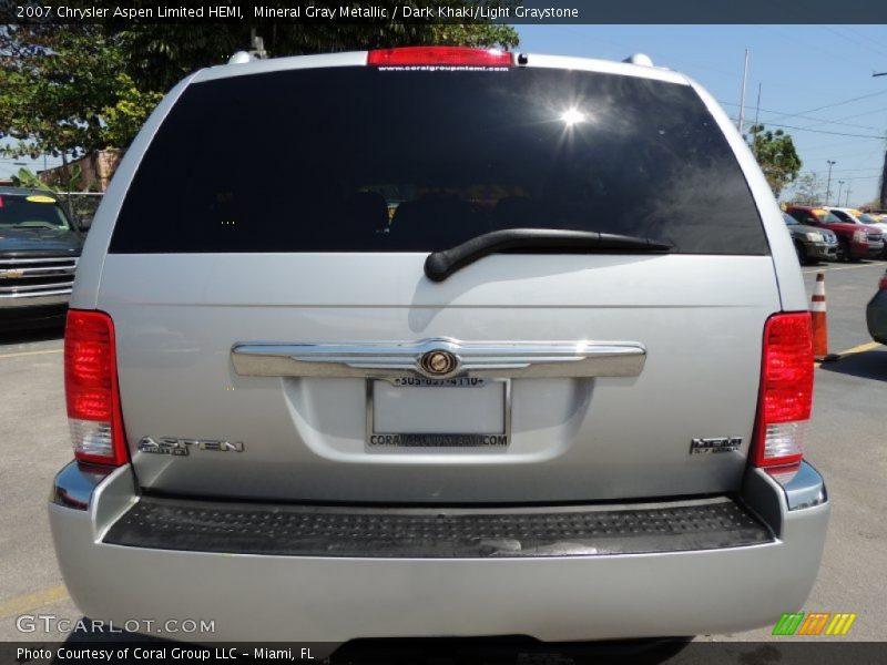 Mineral Gray Metallic / Dark Khaki/Light Graystone 2007 Chrysler Aspen Limited HEMI