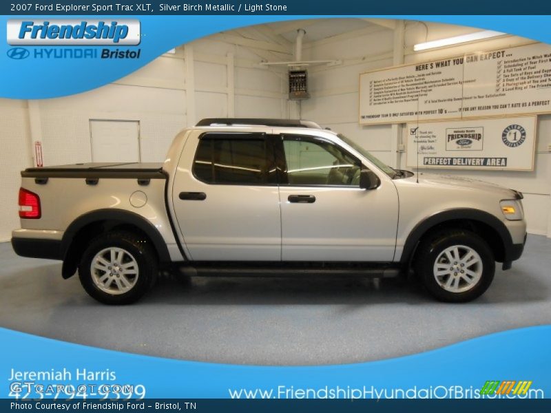 Silver Birch Metallic / Light Stone 2007 Ford Explorer Sport Trac XLT