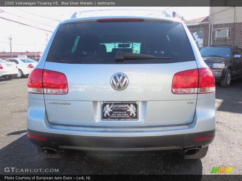 Blue Silver Metallic / Anthracite 2005 Volkswagen Touareg V8