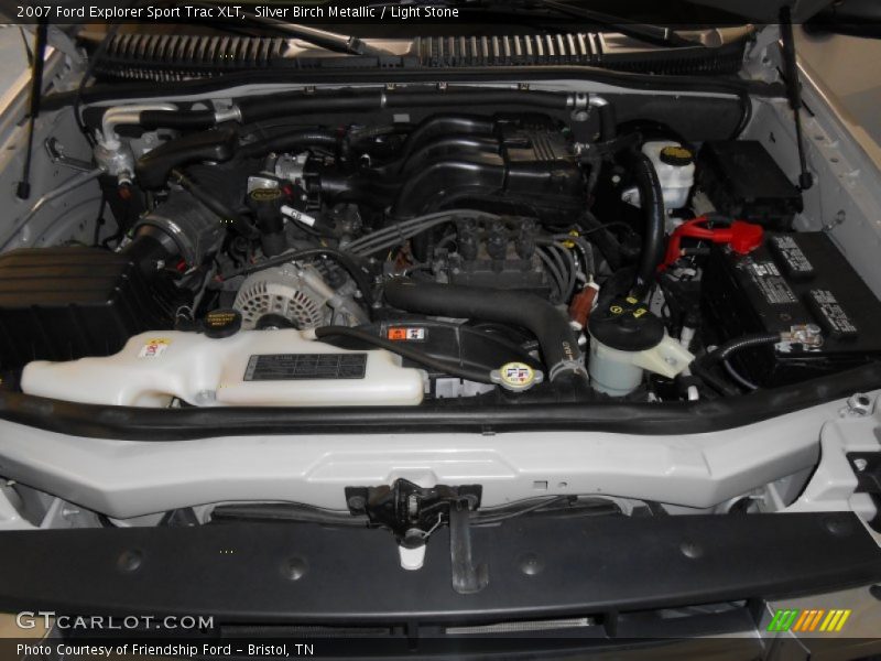 Silver Birch Metallic / Light Stone 2007 Ford Explorer Sport Trac XLT