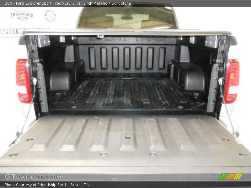 Silver Birch Metallic / Light Stone 2007 Ford Explorer Sport Trac XLT