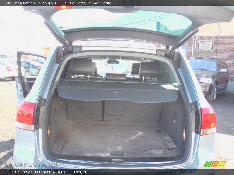 Blue Silver Metallic / Anthracite 2005 Volkswagen Touareg V8