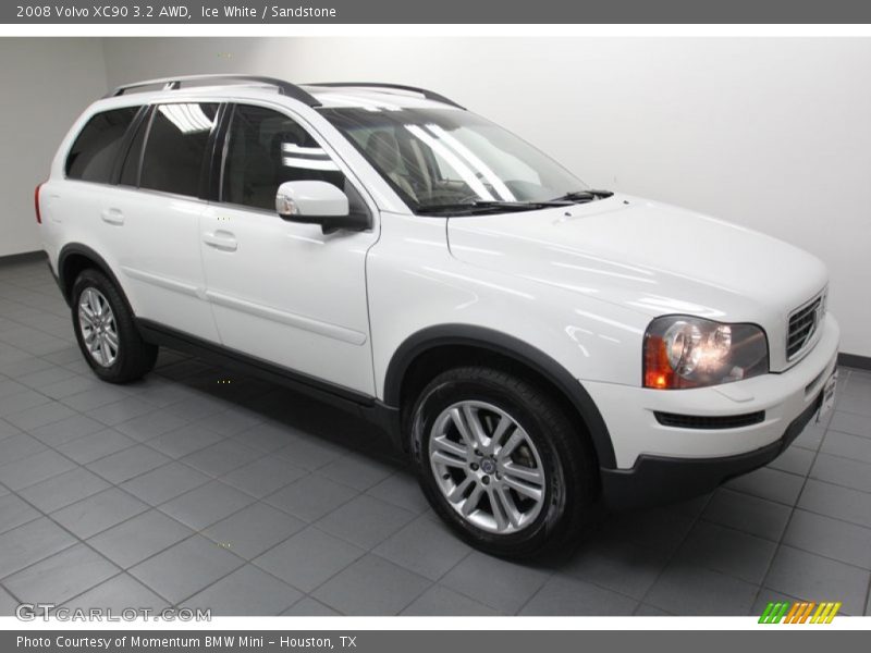 Ice White / Sandstone 2008 Volvo XC90 3.2 AWD